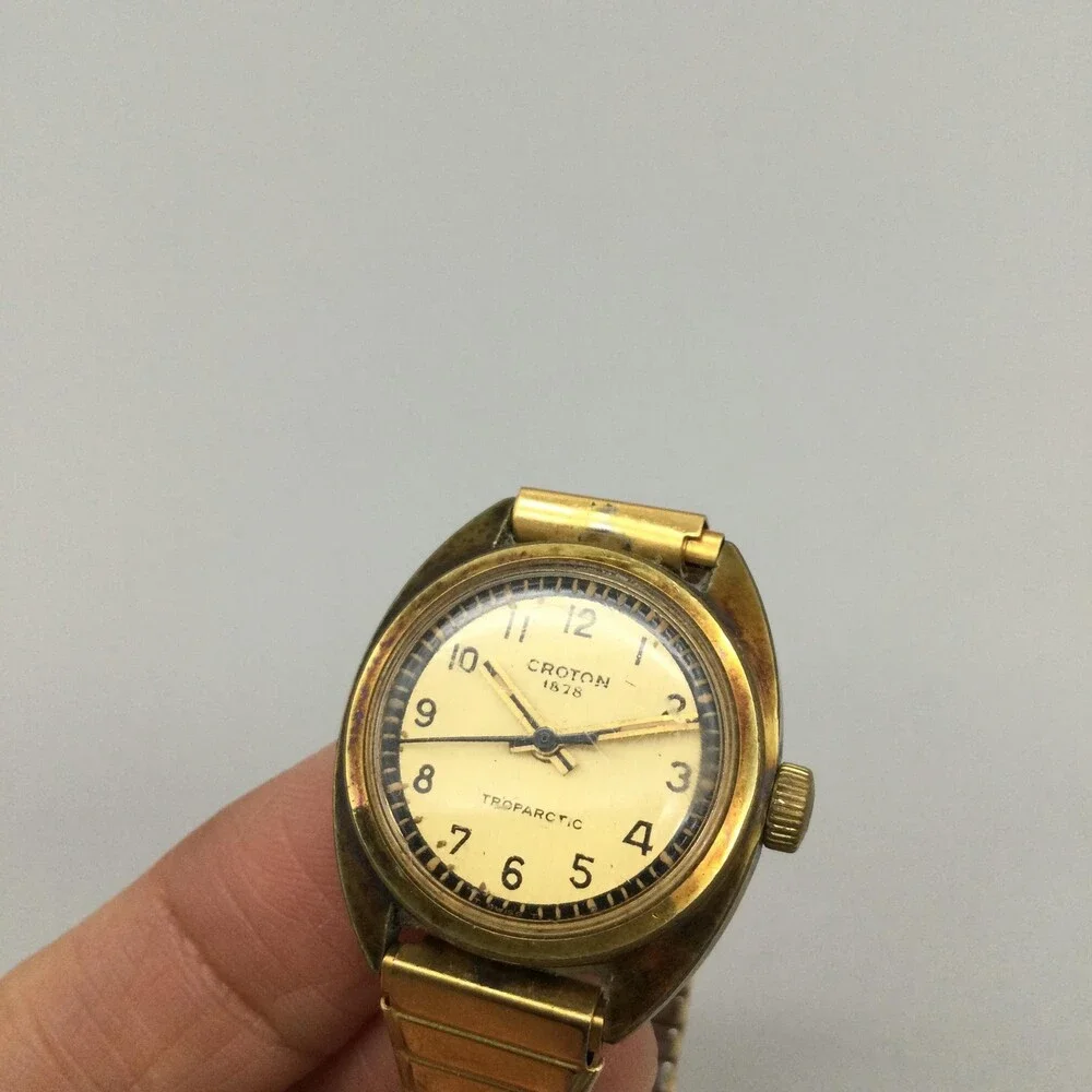 Vintage Croton Troparctic Womens Watch 23mm Champagne Dial Gold Tone Manual Wind